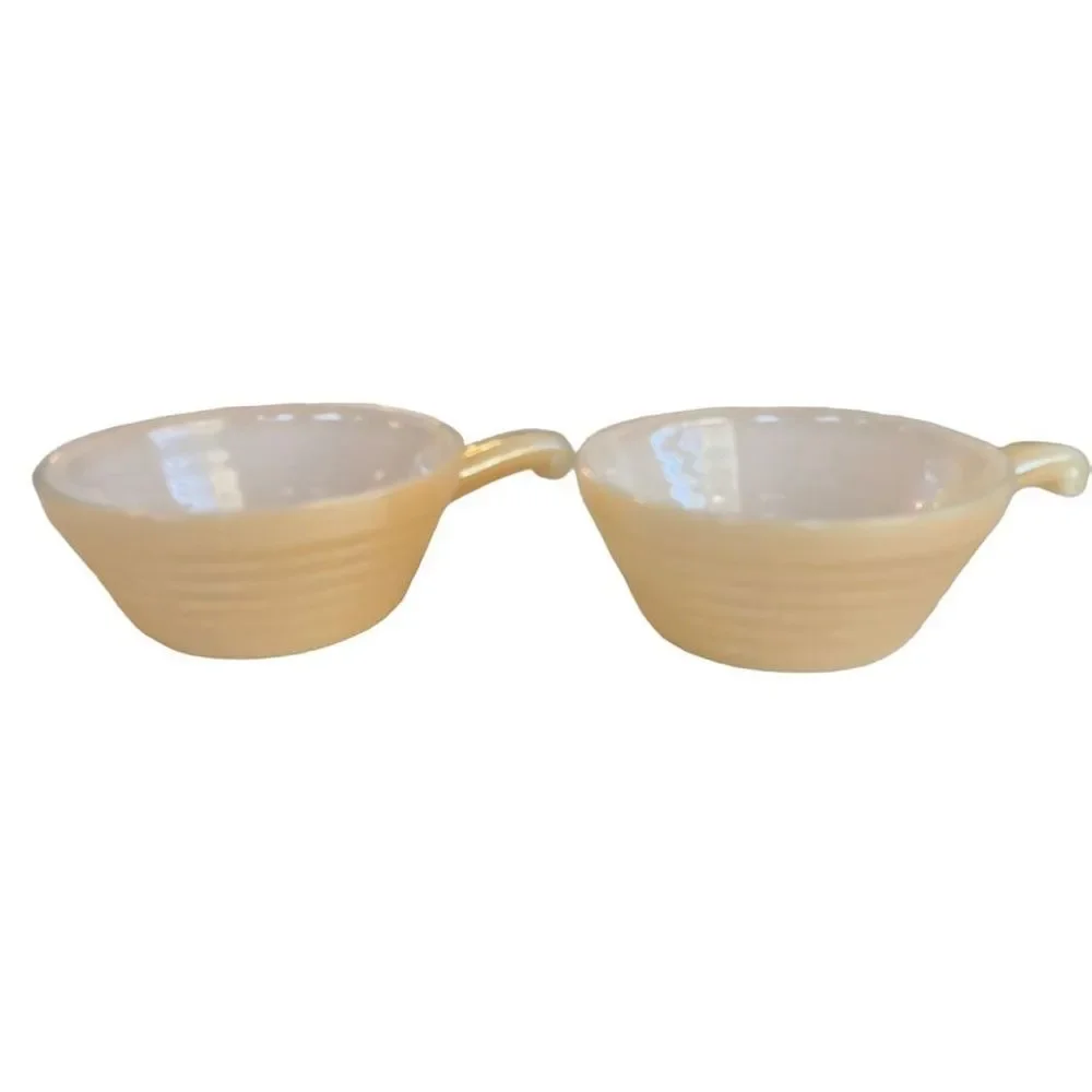 Vintage Fire King Peach Lustre Beehive Bowls With Handles Set Of Four Bowls‎